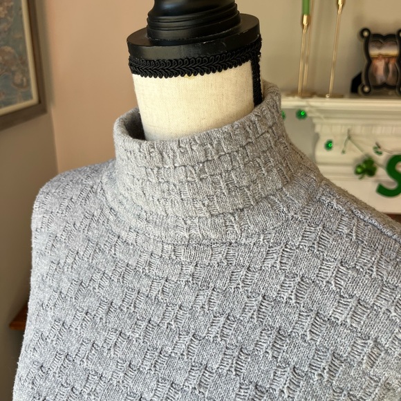 Vince Camuto | Quilted Turtleneck - Picture 5 of 9